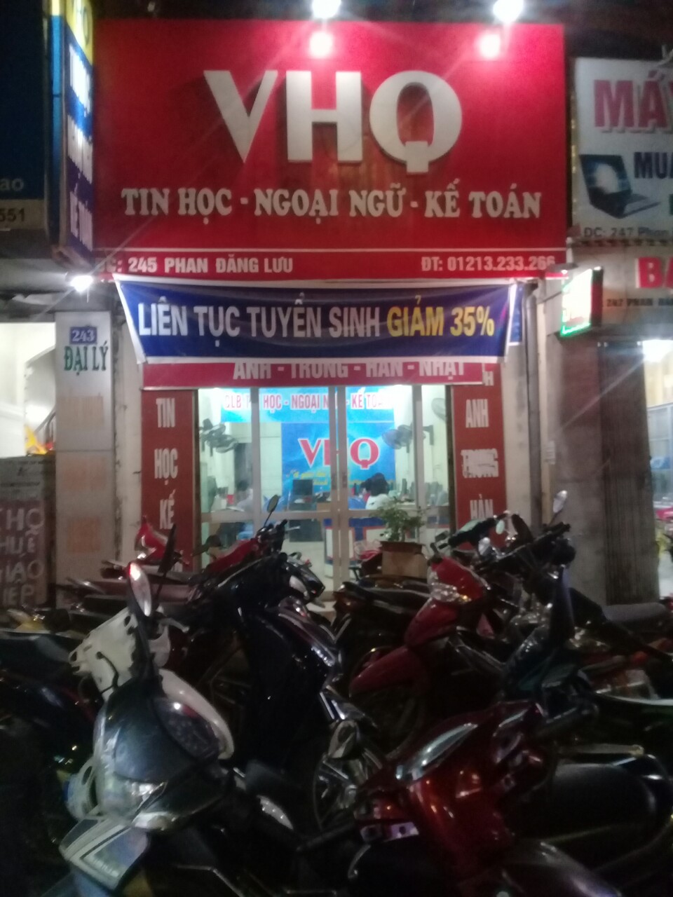 VHQ_LIÊN TỤC TUYỂN SINH